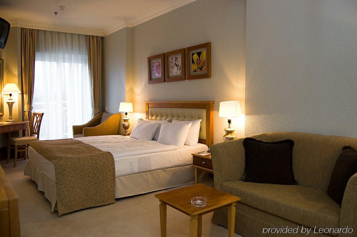 Rixos-Prykarpattya Resort Truskavets Room photo